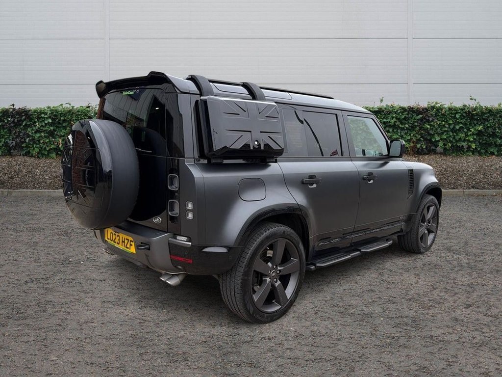 Used Land Rover Defender 2023 for sale - 77383564: Photo 7