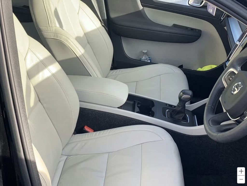 Used Volvo XC40 2022 for sale - 77558010: Photo 3