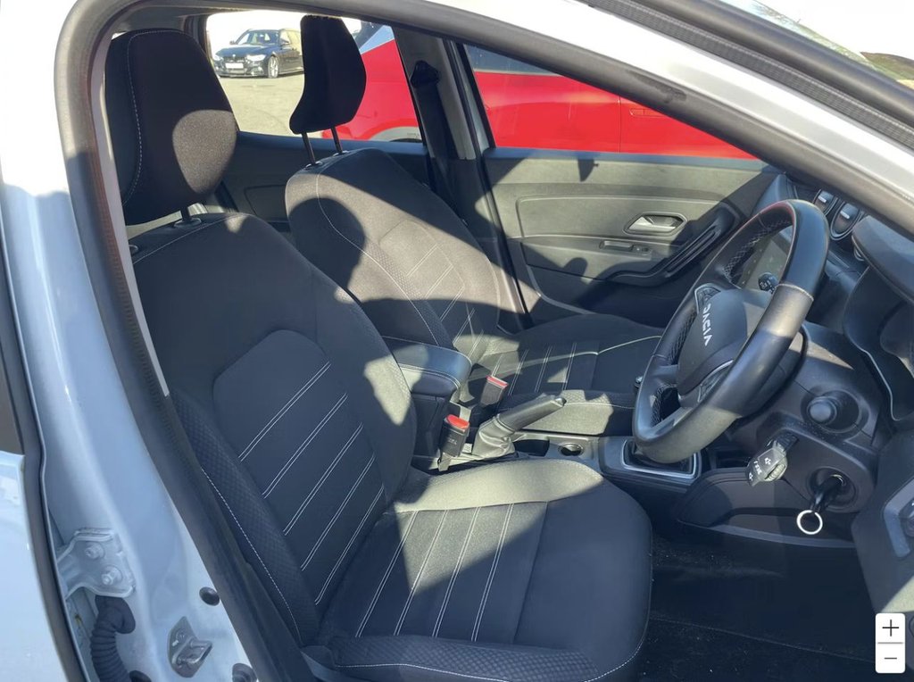 Used Dacia Duster 2023 for sale - 78002766: Photo 3