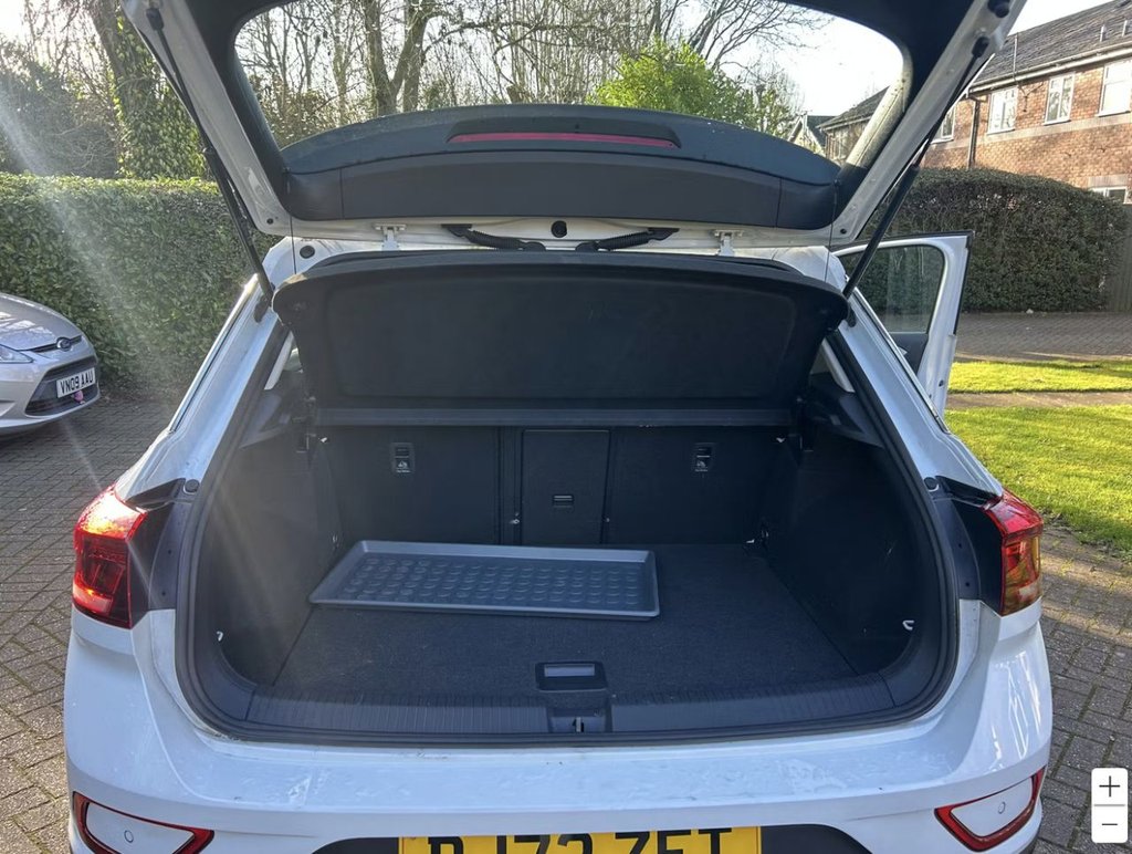 Used Volkswagen T-Roc 2022 for sale - 77991115: Photo 10