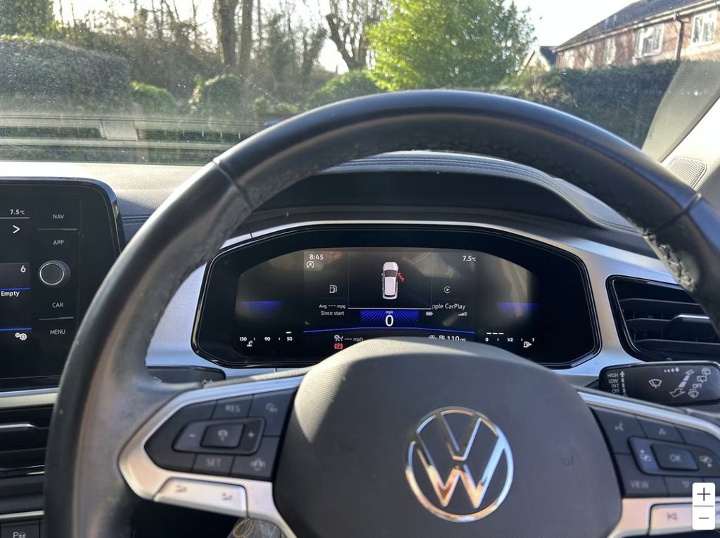 Used Volkswagen T-Roc 2022 for sale - 77991115: Photo 9