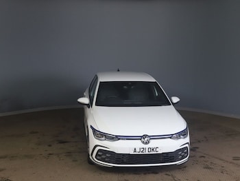 Used Volkswagen Golf 2021 for sale - 77991087: Photo