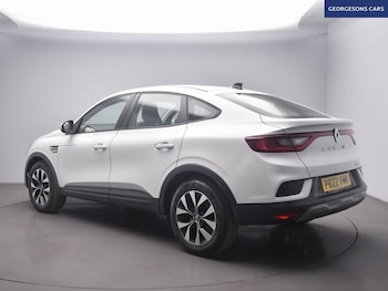 Used Renault Arkana 2022 for sale - 76132076: Photo 2