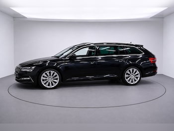 Used Skoda Superb 2023 for sale - 78780644: Photo