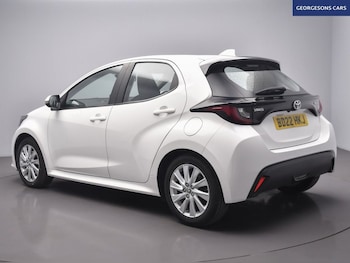 Used Toyota Yaris 2022 for sale - 75936693: Photo