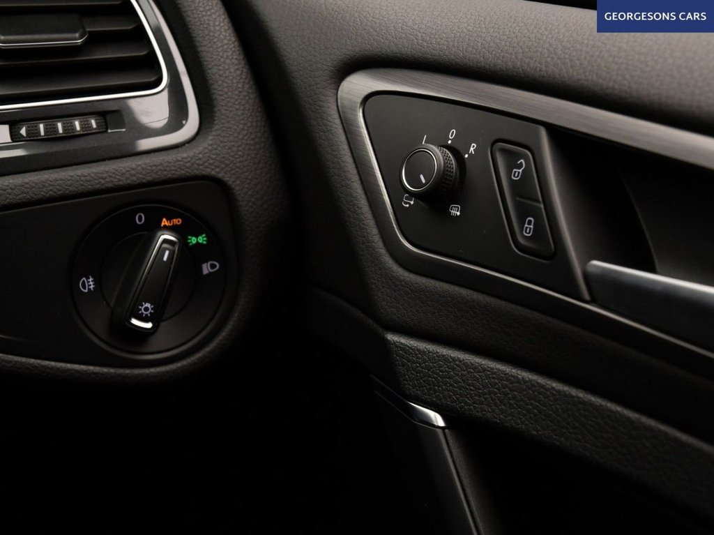 Used Volkswagen Golf 2020 for sale - 77089101: Photo 29