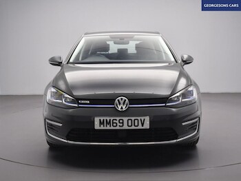 Used Volkswagen Golf 2020 for sale - 77089101: Photo
