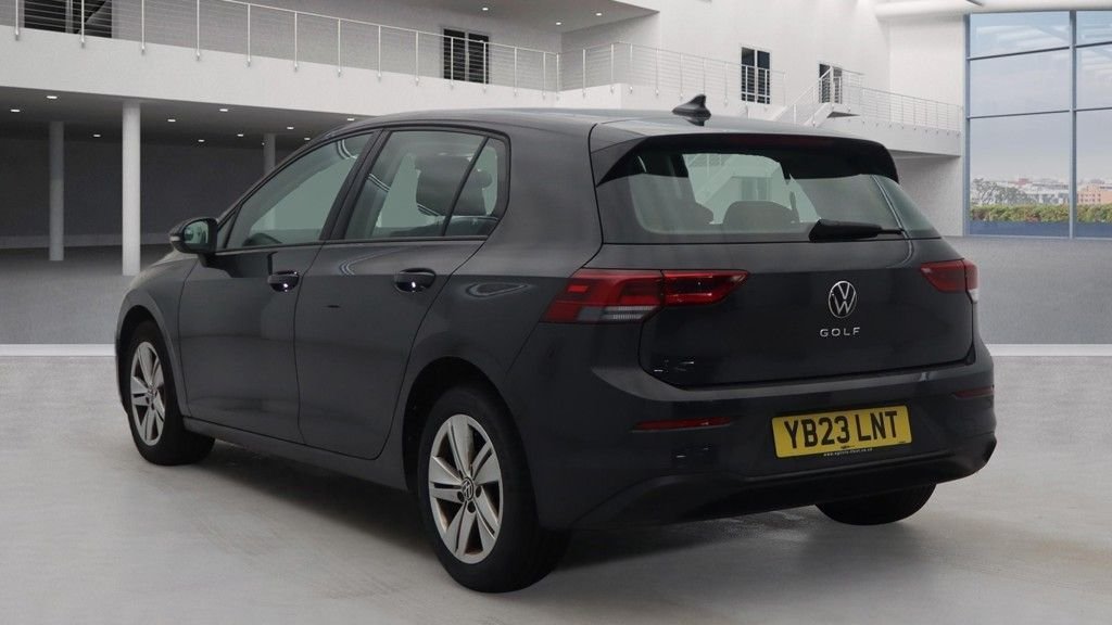 Used Volkswagen Golf 2023 for sale - 77369458: Photo 2