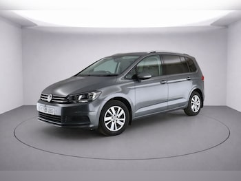 Used Volkswagen Touran 2019 for sale - 78401530: Photo