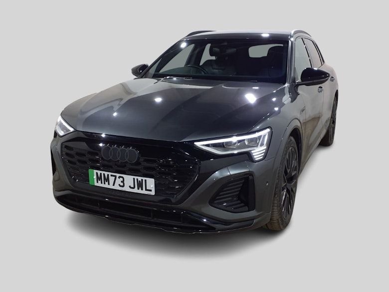 Used Audi Q8 2023 for sale - 77139513: Photo 2