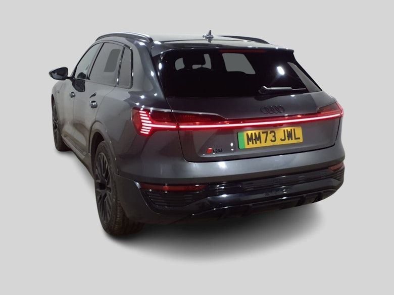 Used Audi Q8 2023 for sale - 77139513: Photo 3