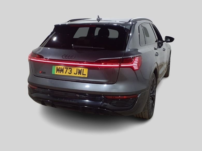 Used Audi Q8 2023 for sale - 77139513: Photo 4