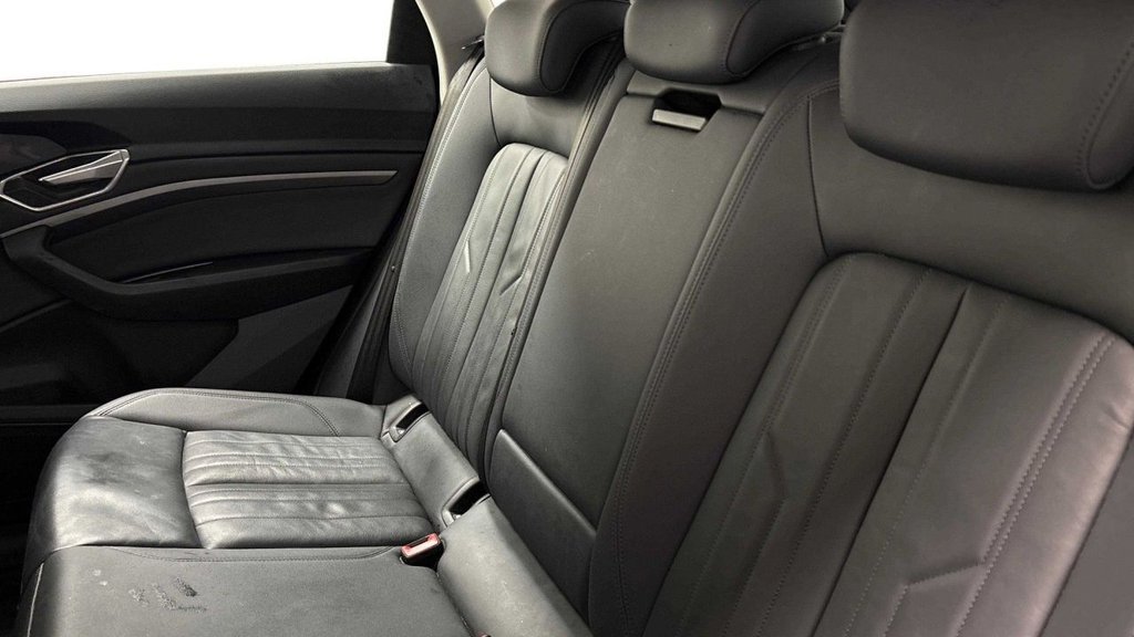 Used Audi e-tron 2021 for sale - 78166917: Photo 6