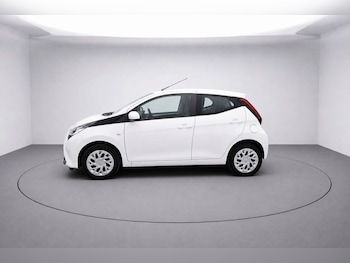 Used Toyota AYGO 2021 for sale - 78543923: Photo