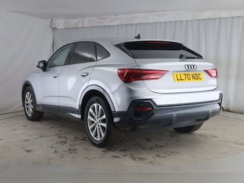Used Audi Q3 2020 for sale - 77133732: Photo