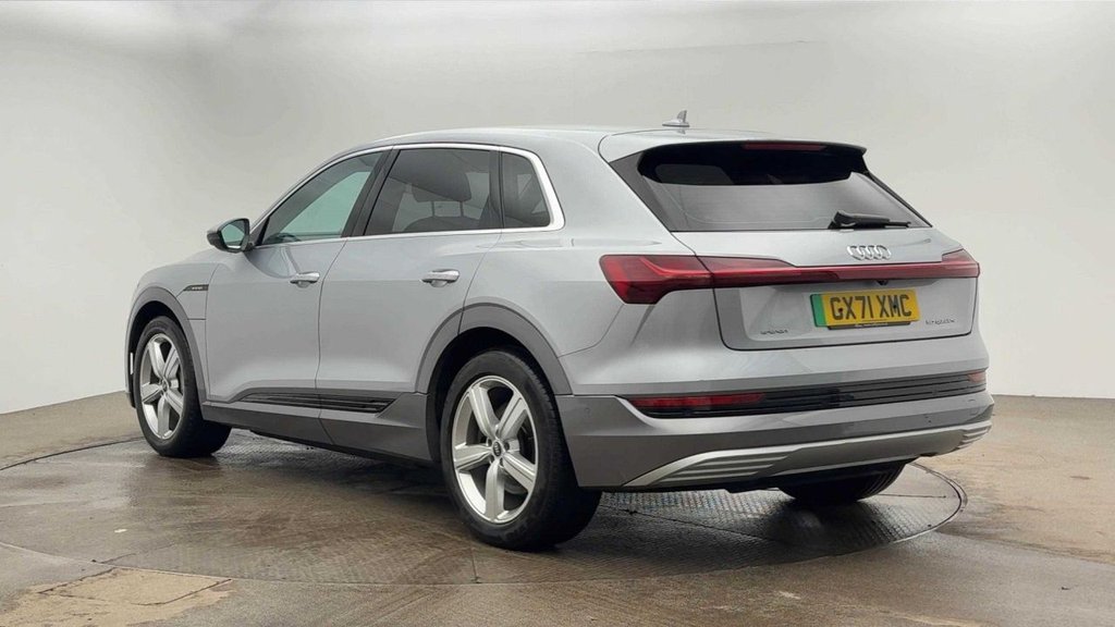 Used Audi e-tron 2021 for sale - 77748035: Photo 2