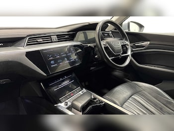 Used Audi e-tron 2021 for sale - 77748035: Photo
