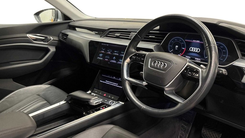 Used Audi e-tron 2021 for sale - 77748035: Photo 6