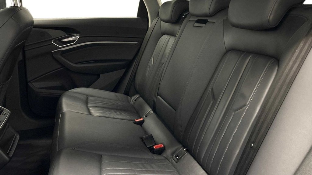 Used Audi e-tron 2021 for sale - 77748035: Photo 7