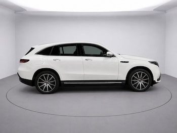 Used Mercedes-Benz EQC 2022 for sale - 79394390: Photo