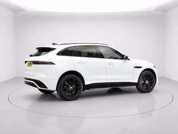 Used Jaguar F-Pace 2023 for sale - 79233233: Photo