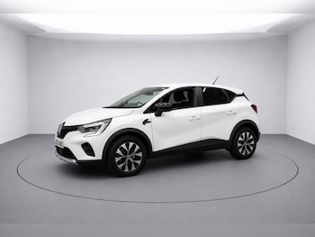 Used Renault Captur 2023 for sale - 78818533: Photo