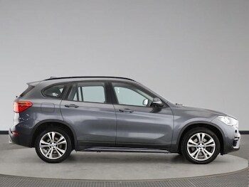 Used BMW X1 2019 for sale - 75937260: Photo