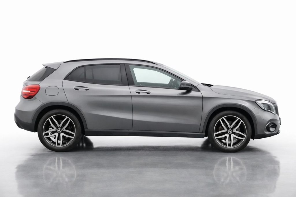 Used Mercedes-Benz GLA 2019 for sale - 77919747: Photo 4