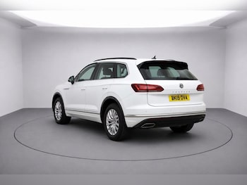 Used Volkswagen Touareg 2019 for sale - 78985378: Photo