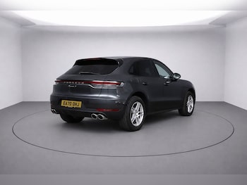 Used Porsche Macan 2020 for sale - 78631200: Photo