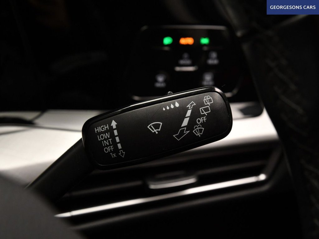 Used Volkswagen Golf 2021 for sale - 77059703: Photo 38