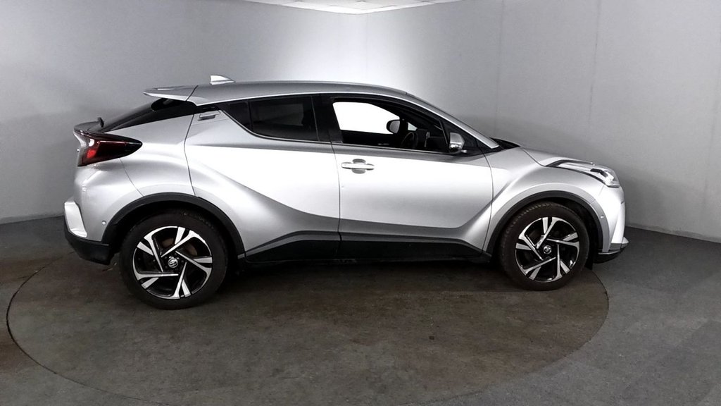 Used Toyota C-HR 2023 for sale - 77408145: Photo 4