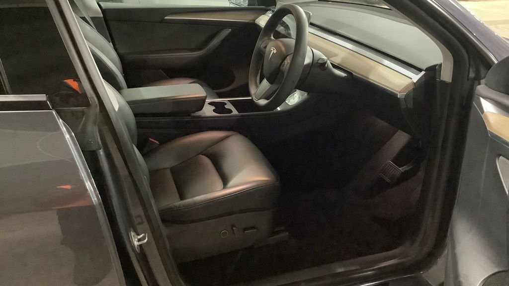 Used Tesla Model Y 2022 for sale - 77369445: Photo 5