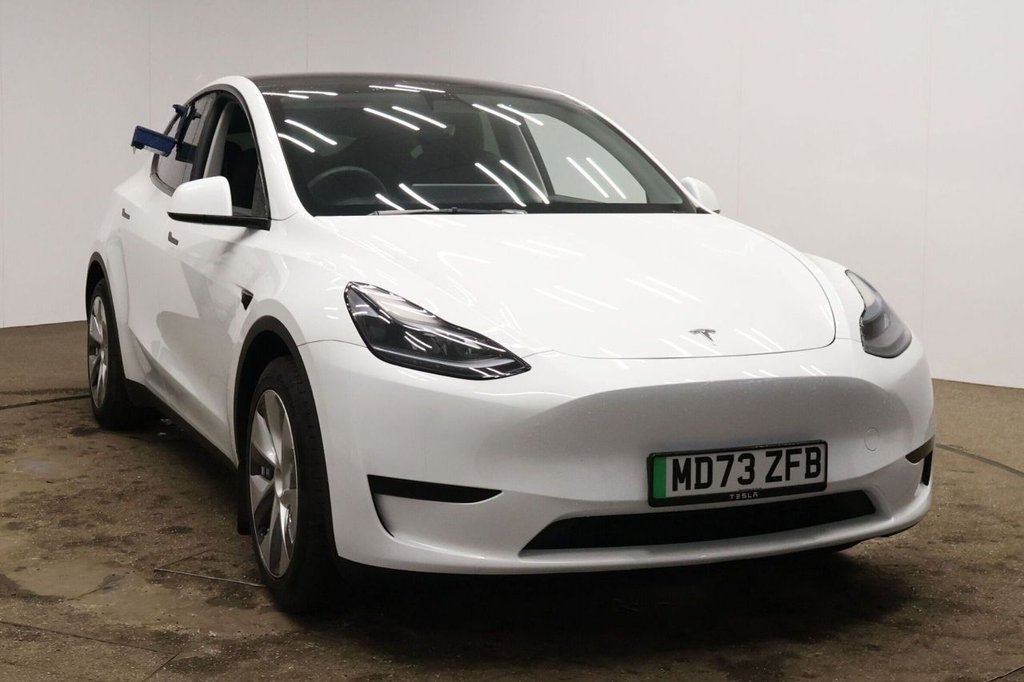 Used Tesla Model Y 2023 for sale - 77681133: Photo 2