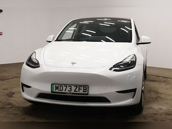 Used Tesla Model Y 2023 for sale - 77681133: Photo
