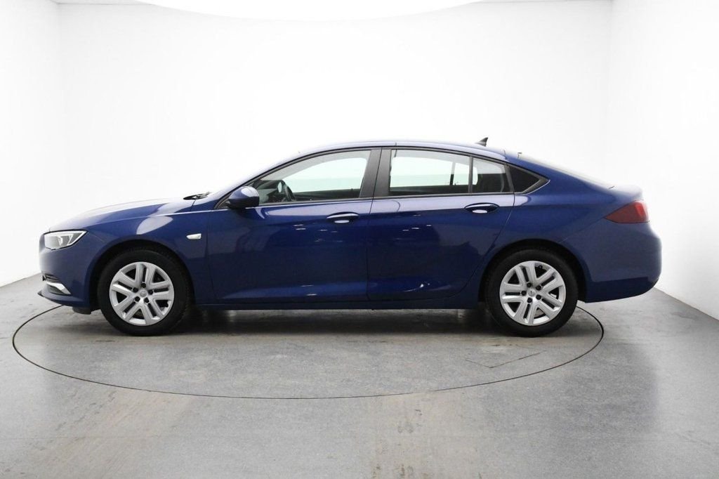 Used Vauxhall Insignia 2018 for sale - 77780369: Photo 5