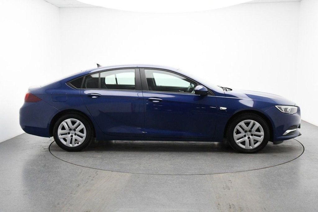 Used Vauxhall Insignia 2018 for sale - 77780369: Photo 7