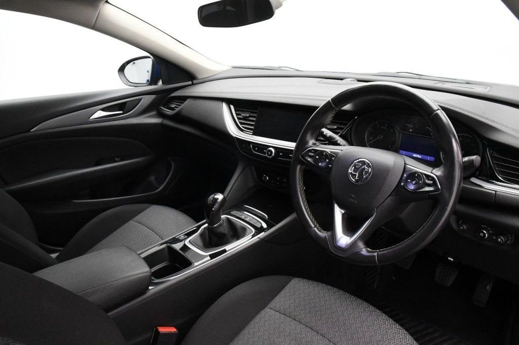 Used Vauxhall Insignia 2018 for sale - 77780369: Photo 8