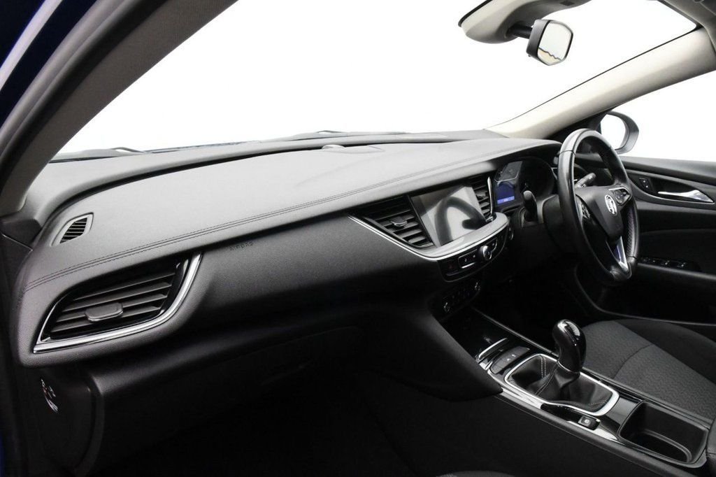Used Vauxhall Insignia 2018 for sale - 77780369: Photo 9