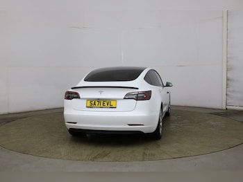 Used Tesla Model 3 2021 for sale - 75573309: Photo