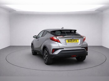 Used Toyota C-HR 2019 for sale - 78500845: Photo