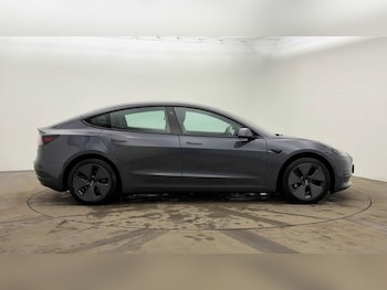 Used Tesla Model 3 2021 for sale - 75596375: Photo