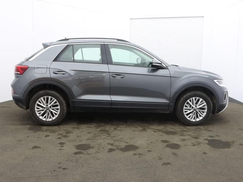 Used Volkswagen T-Roc 2022 for sale - 77499124: Photo 2