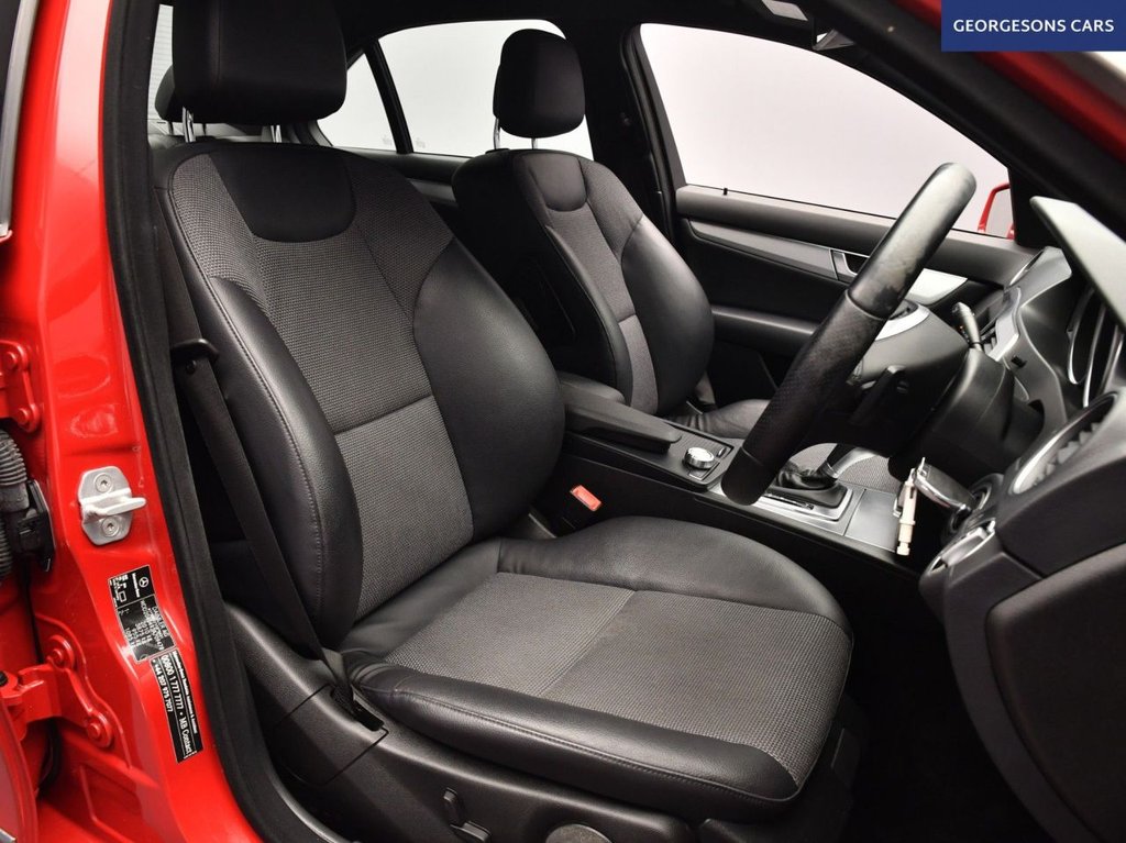 Used Mercedes-Benz C Class 2012 for sale - 77681110: Photo 14