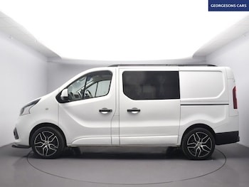 Used Renault Trafic 2018 for sale - 77080591: Photo