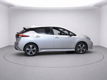 Used Nissan Leaf 2022 for sale - 79404186: Photo