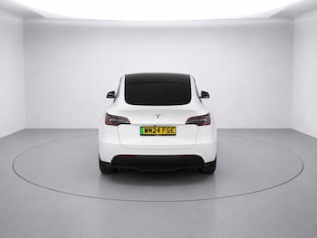 Used Tesla Model Y 2024 for sale - 79493631: Photo