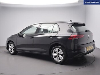 Used Volkswagen Golf 2023 for sale - 77088922: Photo