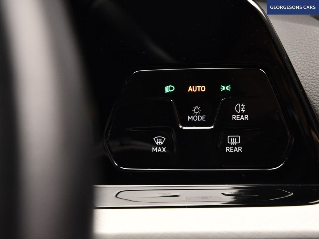 Used Volkswagen Golf 2023 for sale - 77088922: Photo 36