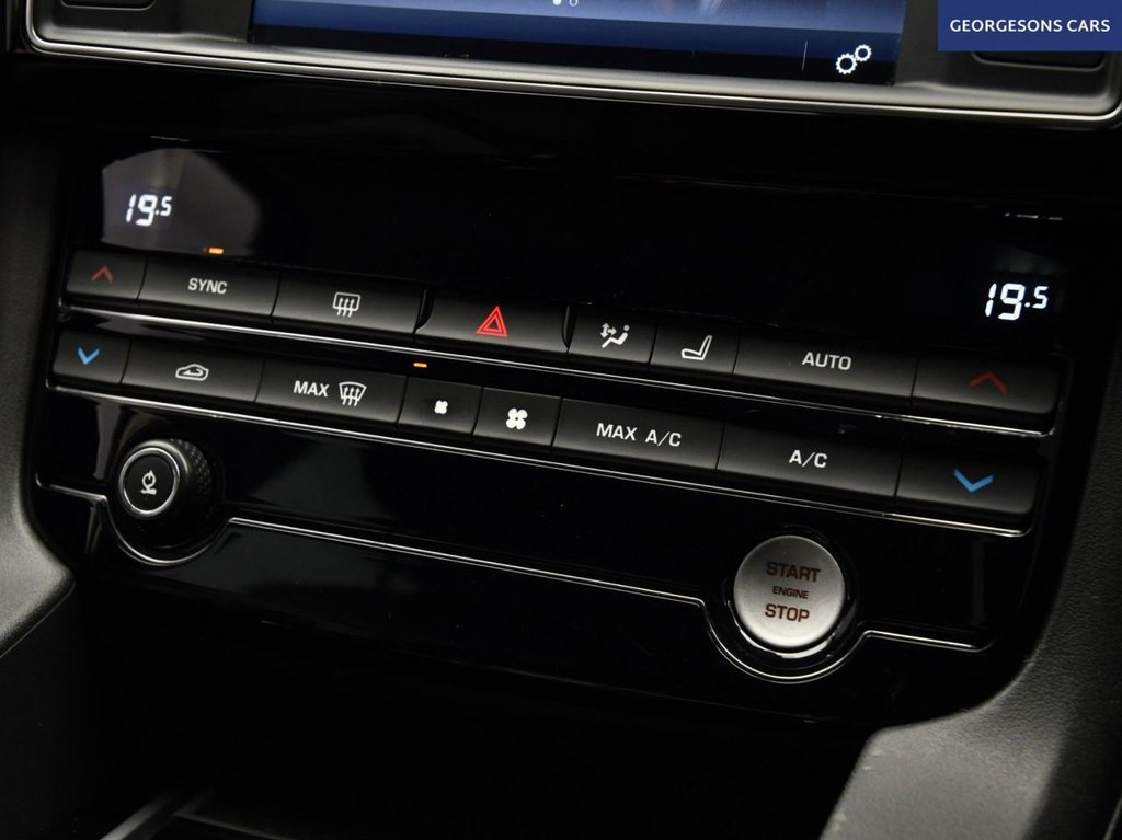 Used Jaguar F-Pace 2017 for sale - 78068438: Photo 27